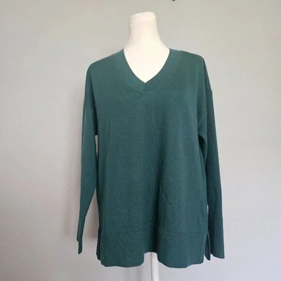 Banana Republic Women's V-Neck Sweater SZ Small 100% Merino Wool Green Preppy - Picture 4 of 14